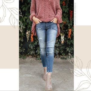 KanCan Distressed Moto Jeans Size 27